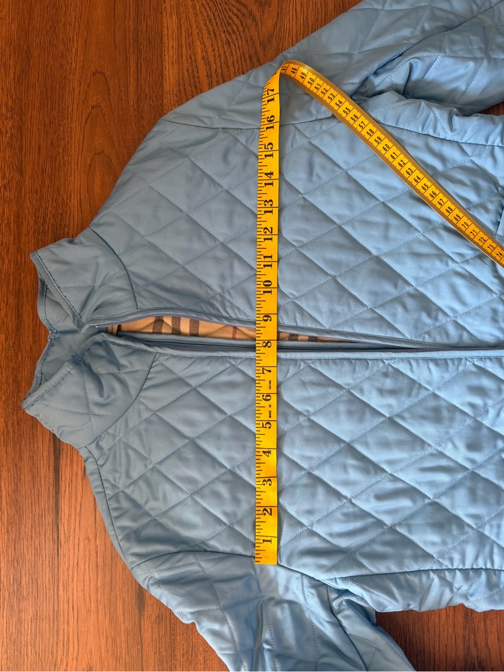 Women’s Burberry Quilted Light Blue Coat - size Small/Medium - Picture 9 of 10